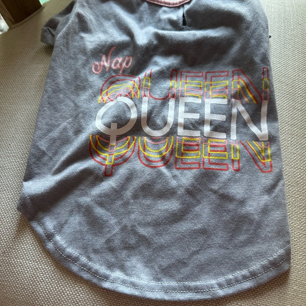 Gray 'Nap Queen' Dog Shirt